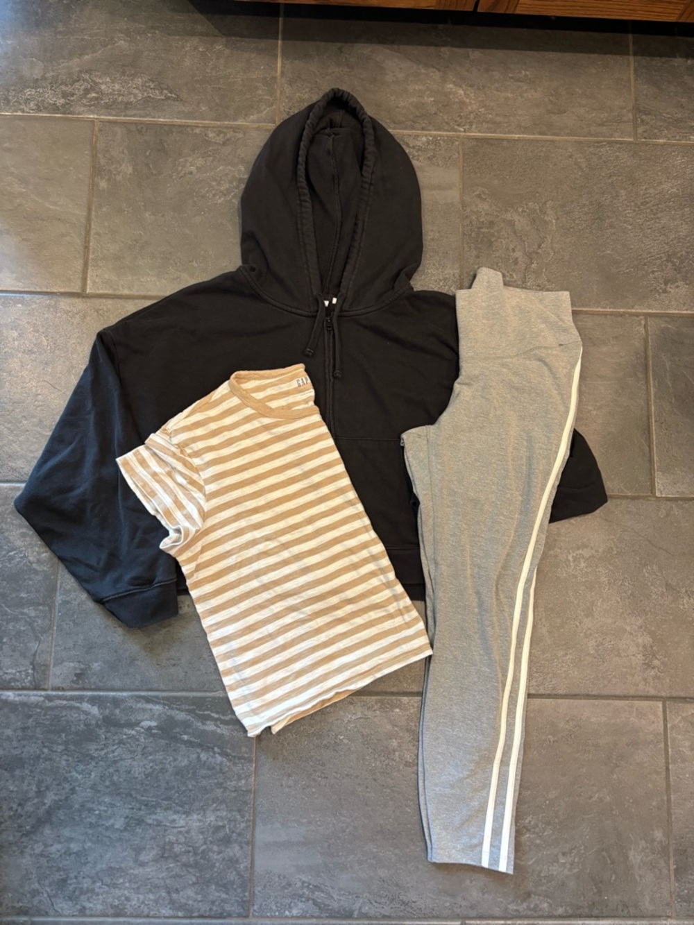Women’s clothing bundle size large leggings top hoodie